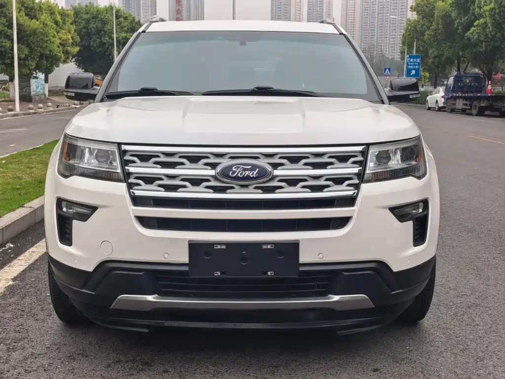 Ford Explorer 2019 — фото 2