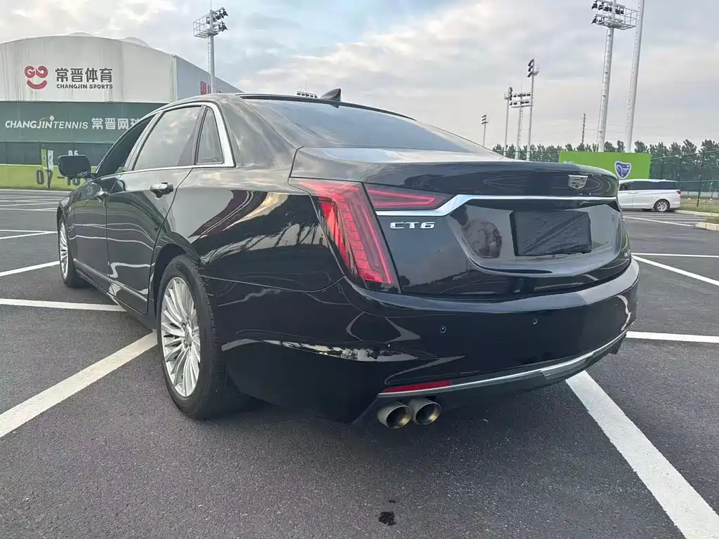 Cadillac CT6 2020 — фото 9
