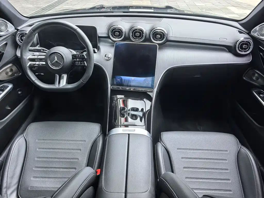 Mercedes-Benz C-Class 2023 — фото 5