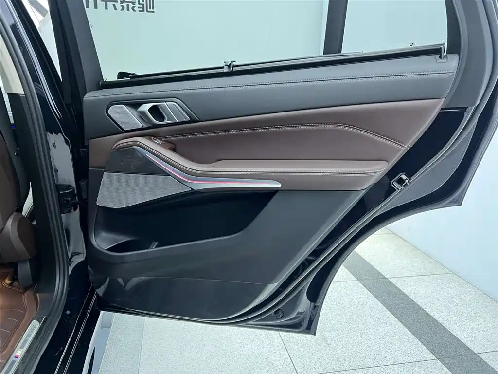 BMW X5 2023 — фото 32