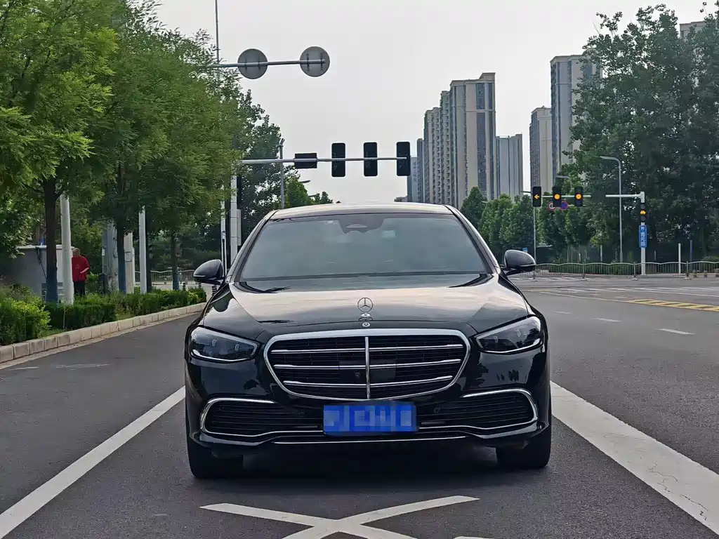 Mercedes-Benz S-Class 2023 — фото 2