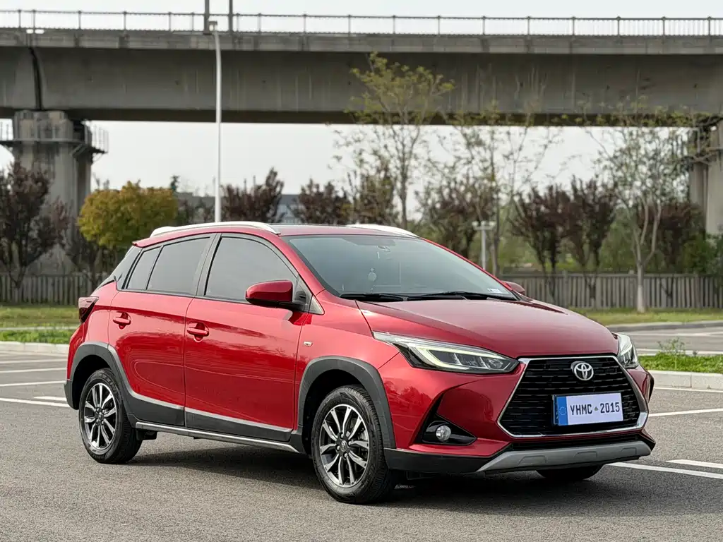 Toyota Yaris L 2021 — фото 3