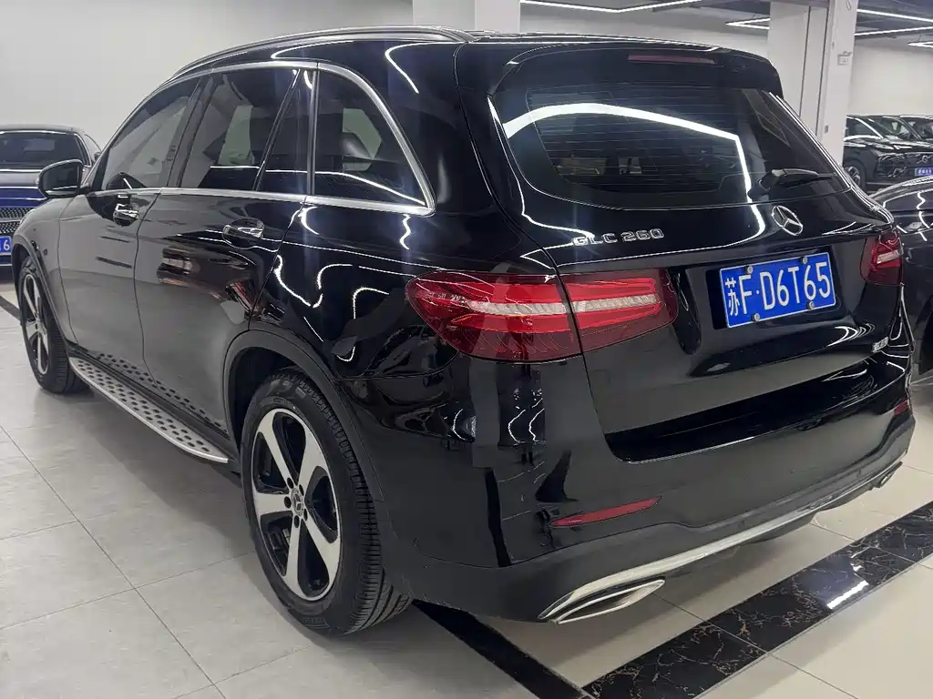 Mercedes-Benz GLC 2018 — фото 9