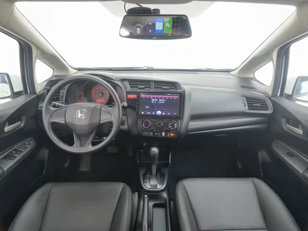 Honda Fit 2016 — фото 5