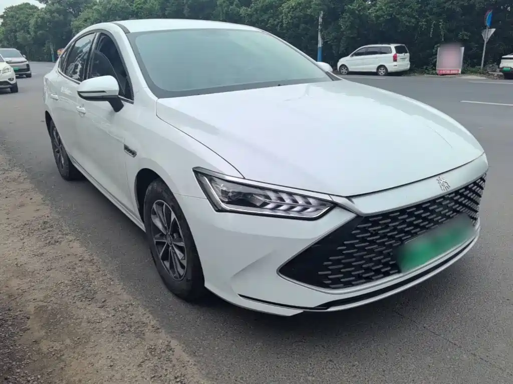 BYD Qin PLUS 2025 — фото 4