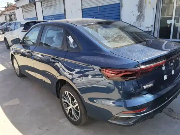 Geely Emgrand 2026