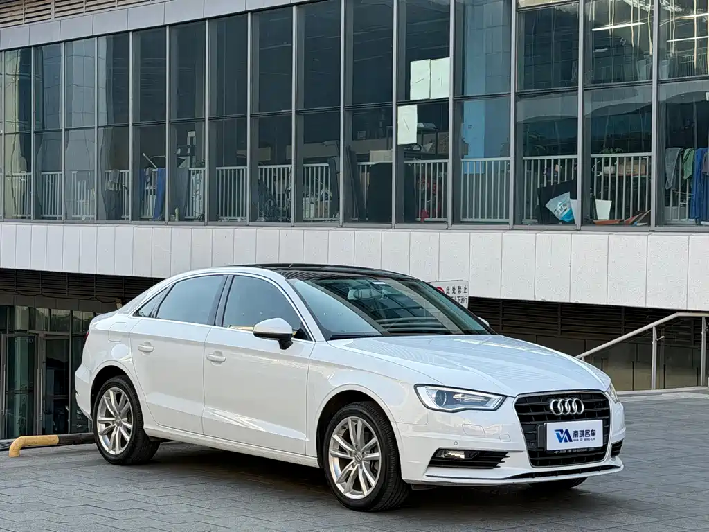Audi A3 2015 — фото 3