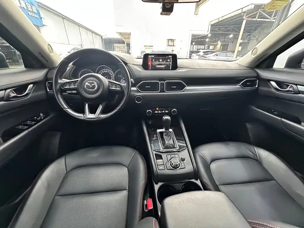 Mazda CX-5 2017 — фото 11