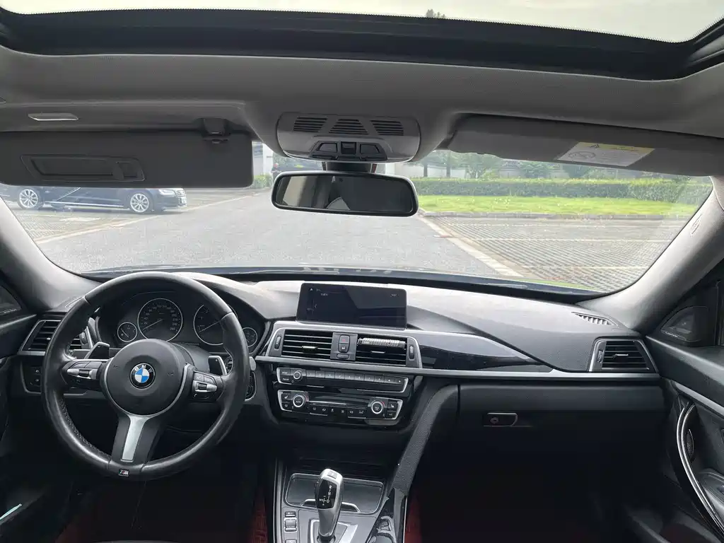 BMW 3 Series GT 2018 — фото 14