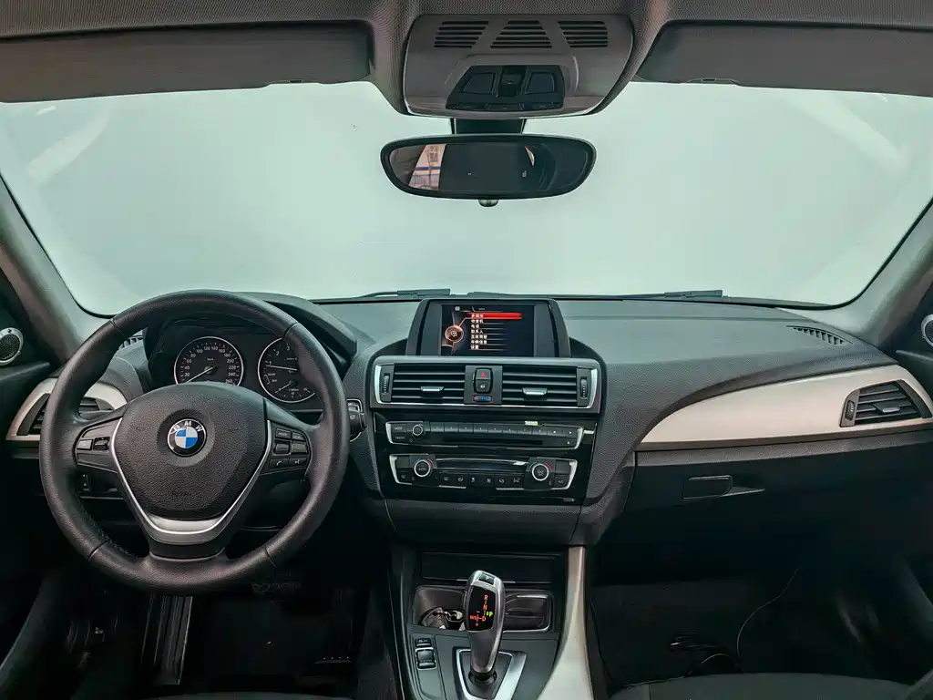 BMW 1 Series 2016 — фото 13