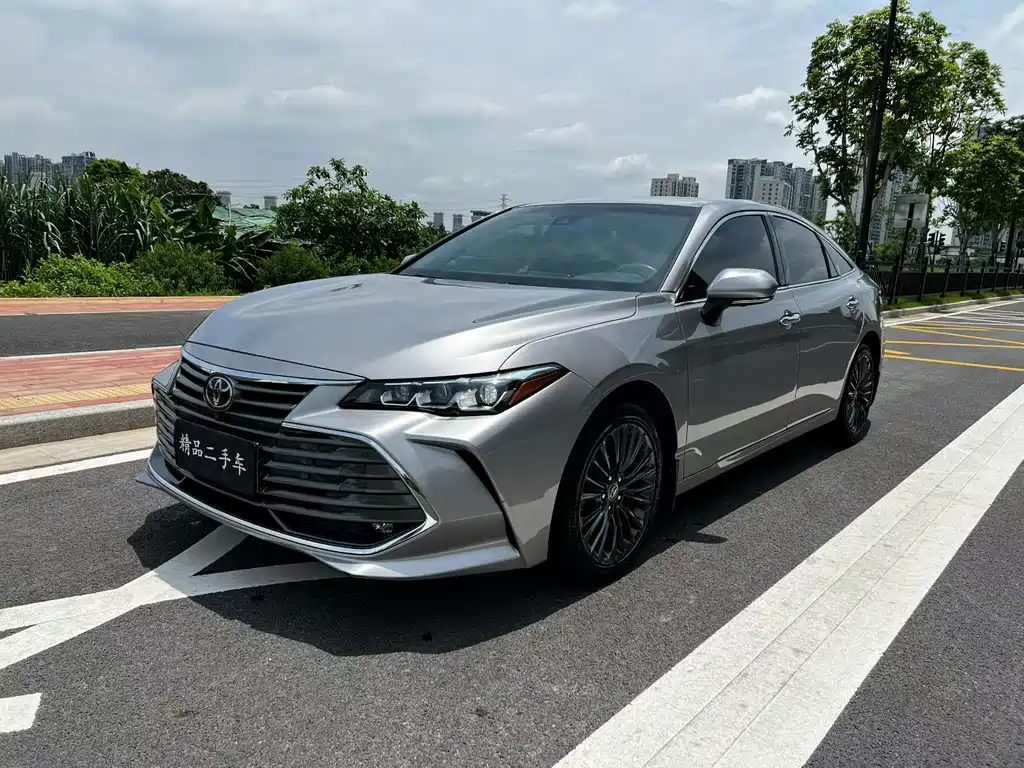 Toyota Avalon 2021 — фото 1