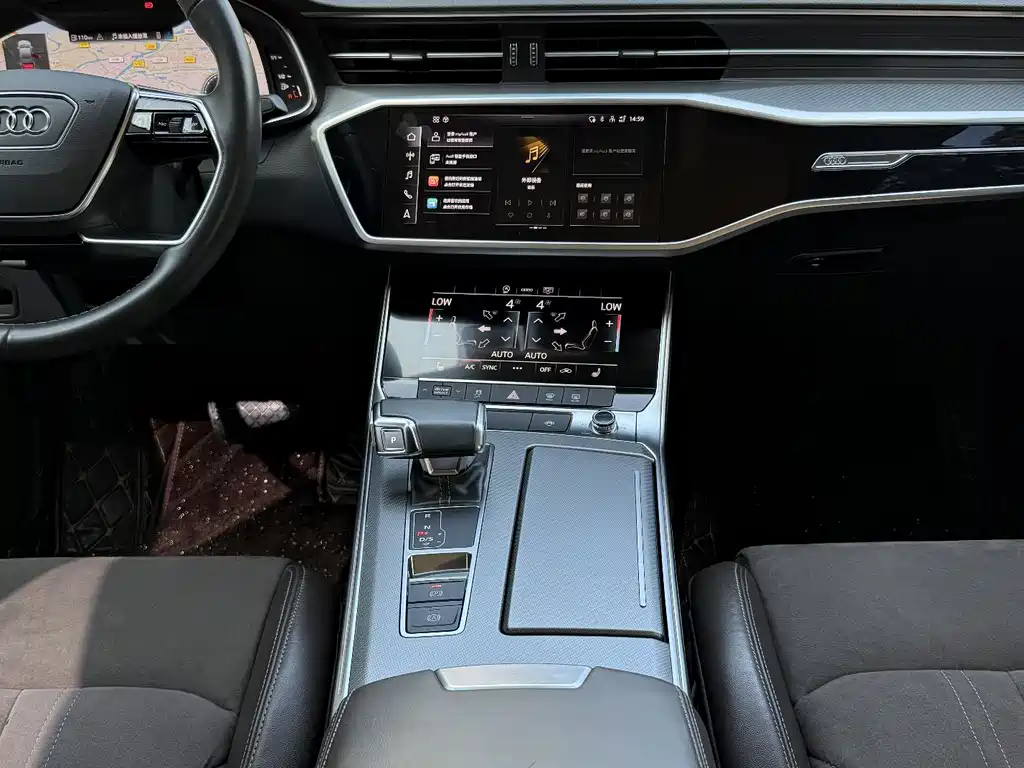 Audi A7L 2023 — фото 10