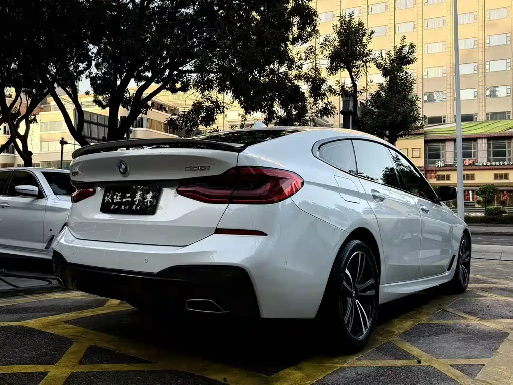 BMW 6 Series GT 2020 — фото 2