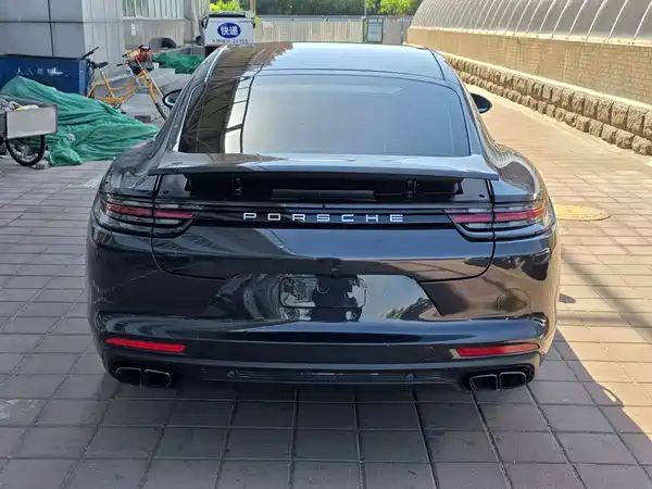 Porsche Panamera 2017