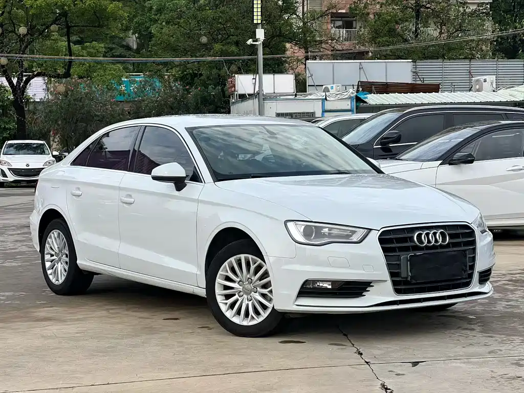 Audi A3 2015 — фото 8