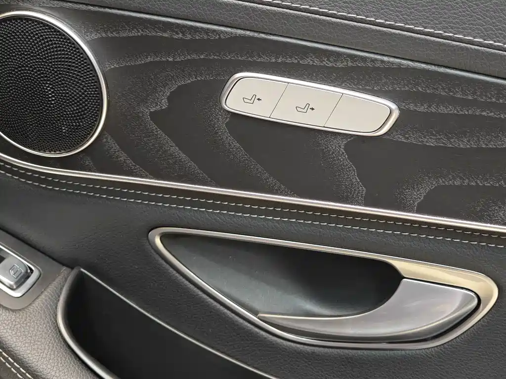 Mercedes-Benz C-Class 2020 — фото 32