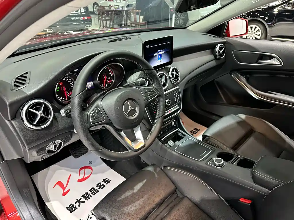 Mercedes-Benz GLA 2018 — фото 5