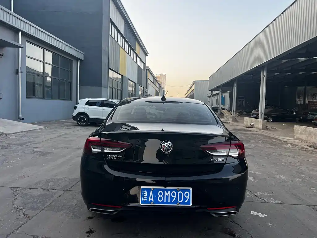 Buick Regal 2021 — фото 15