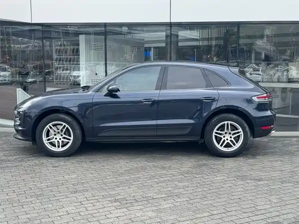 Porsche Macan 2020