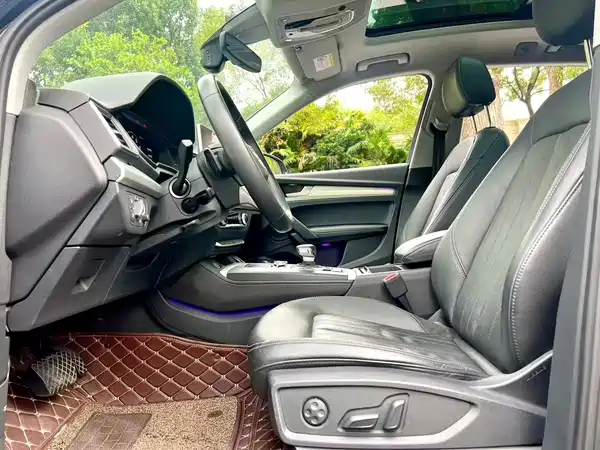 Audi Q5L 2021