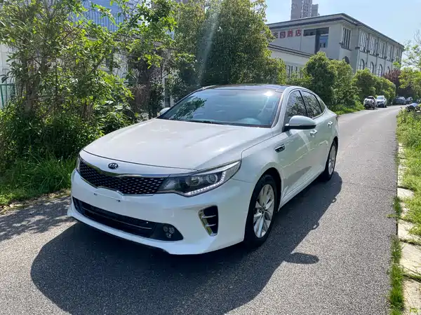 Kia K5 2016