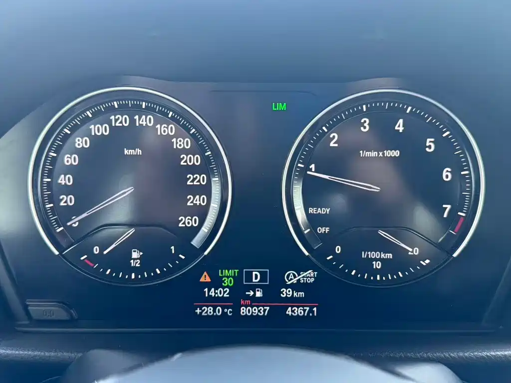 BMW 1 Series 2020 — фото 15