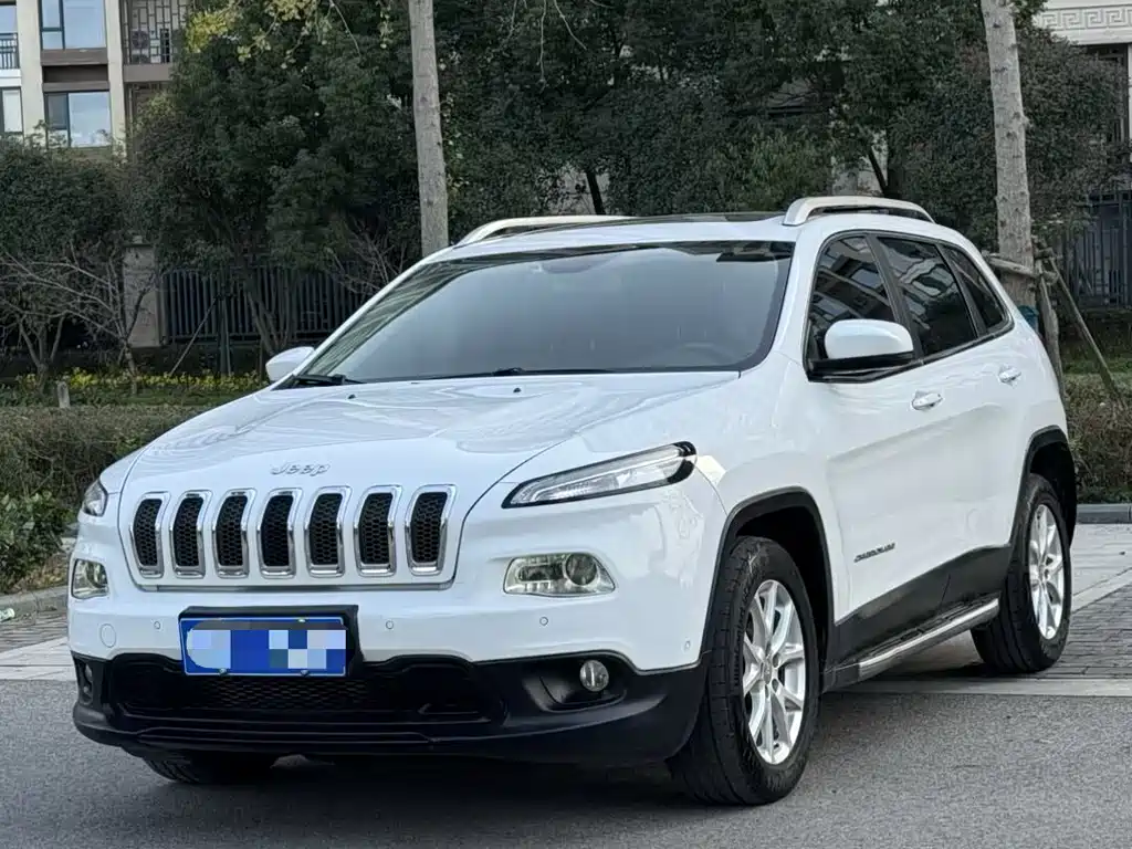 Jeep Cherokee 2017 — фото 1