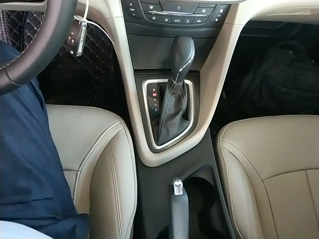 Buick Excelle GT 2019 — фото 14