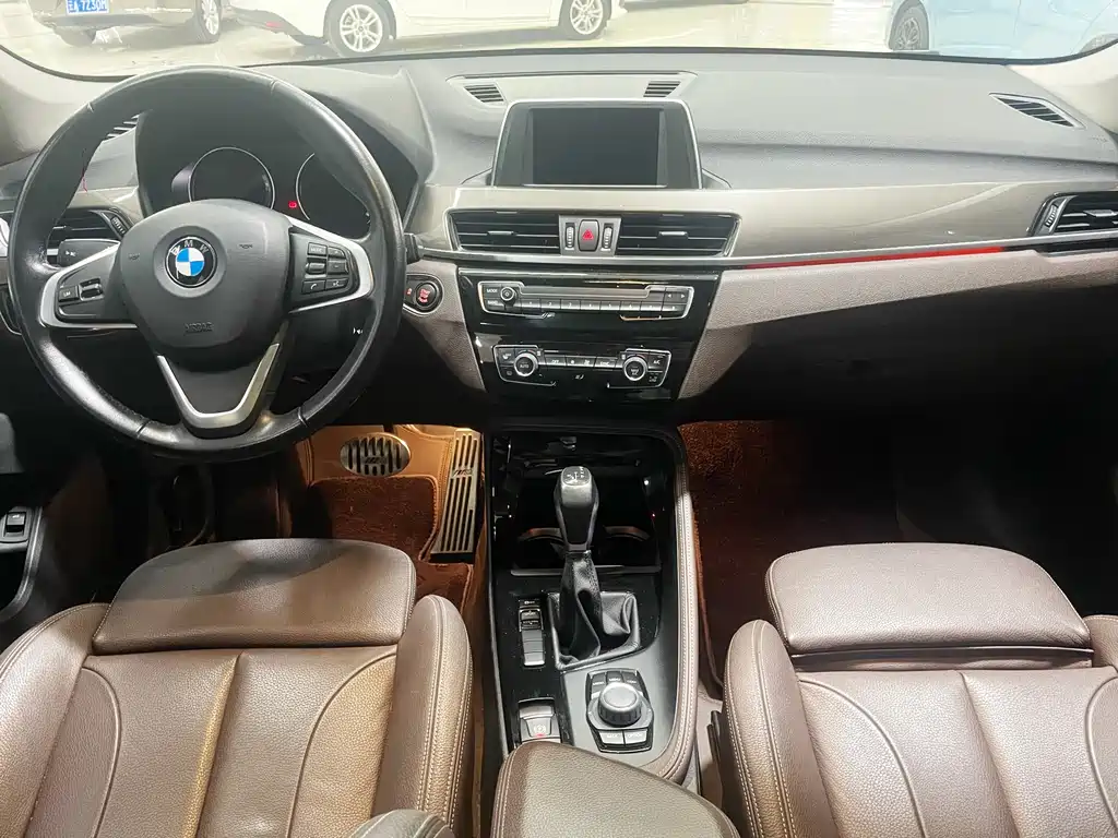 BMW X1 2018 — фото 20