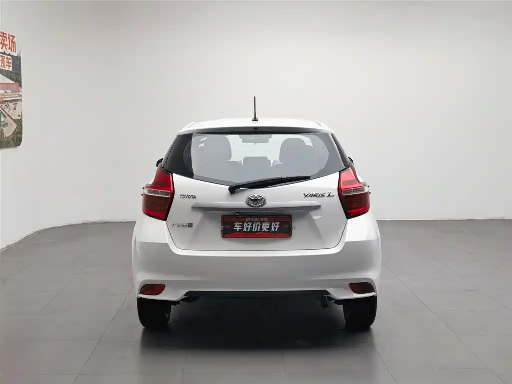 Toyota Yaris L 2019 — фото 4