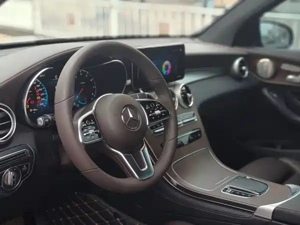Mercedes-Benz GLC 2021