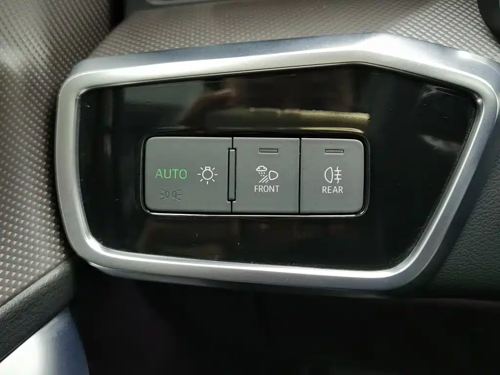 Audi A6L 2020 — фото 21