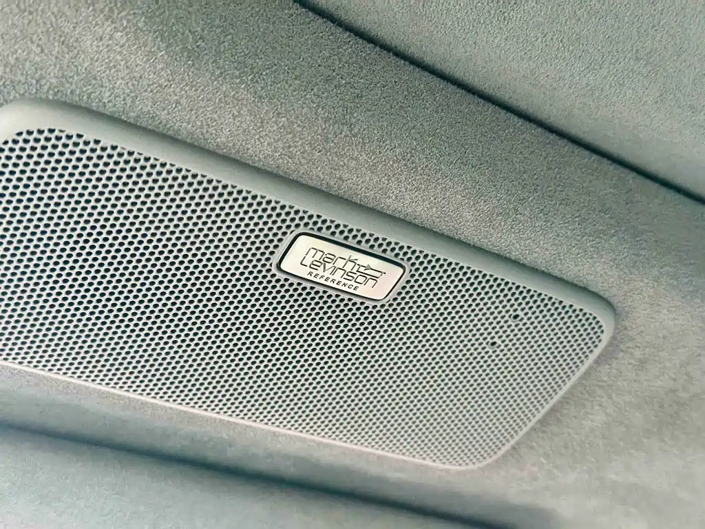 Lexus LS 2021 — фото 16