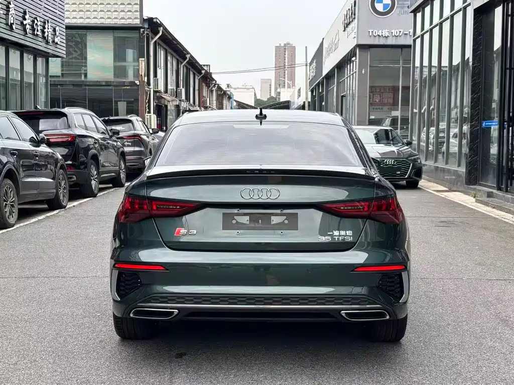 Audi A3 2022 — фото 11