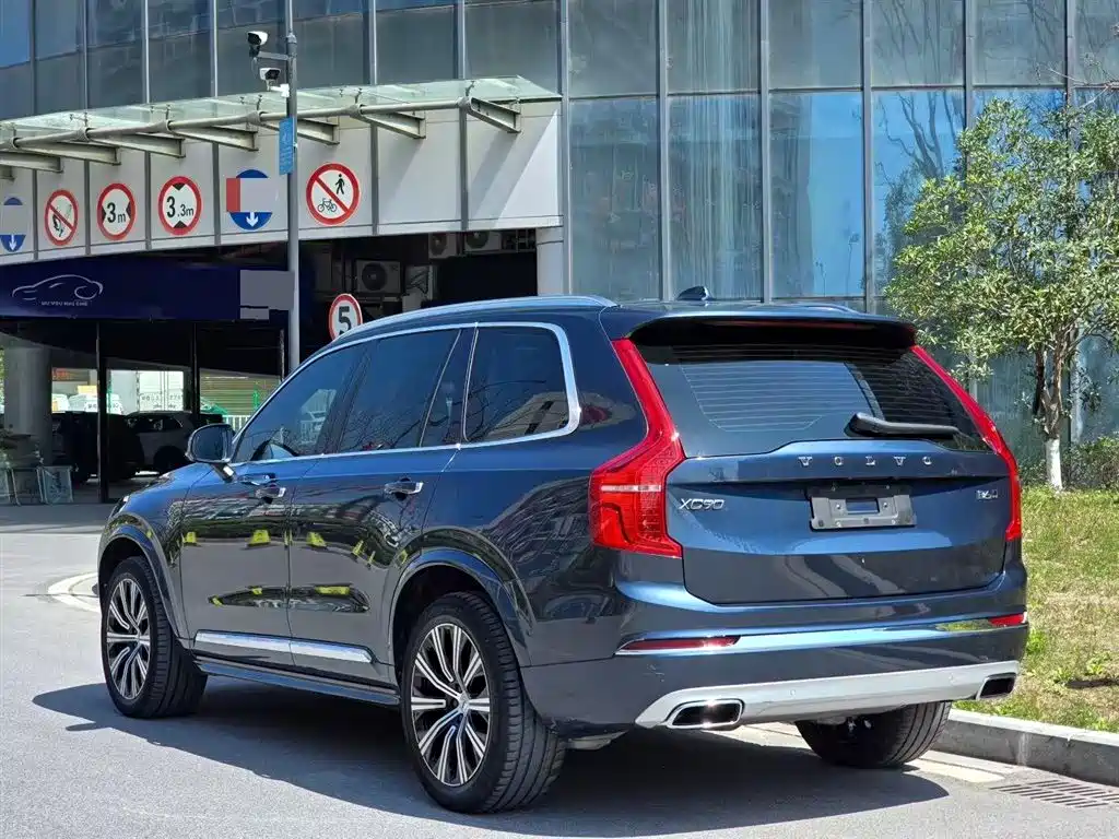 Volvo XC90 2020 — фото 3
