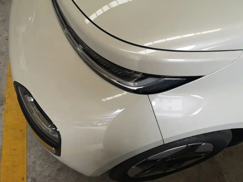 Baojun Yunduo 2023 — фото 24