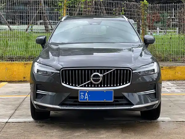 Volvo XC60 2022