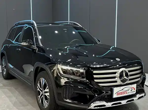 Mercedes-Benz GLB 2024