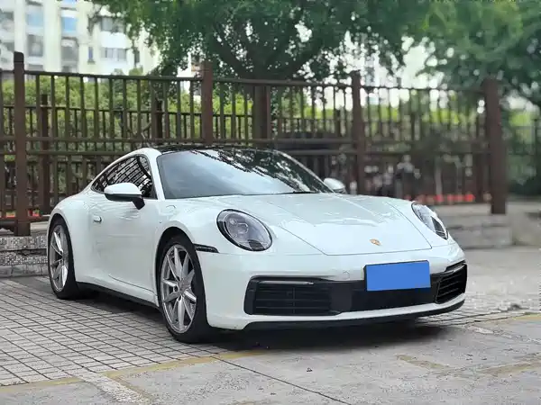 Porsche 911 2020