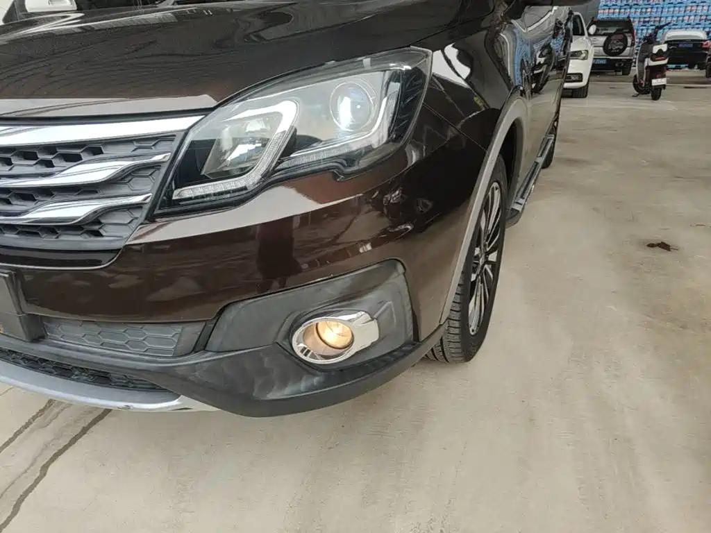 GAC Trumpchi GS5 Super 2016 — фото 24