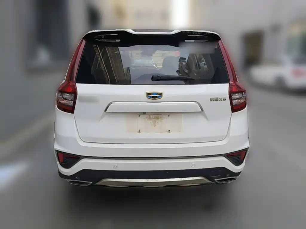 Geely Vision X6 2019 — фото 10