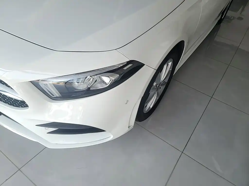 Mercedes-Benz A-Class 2021 — фото 24