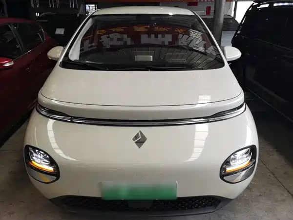 Baojun Yunduo 2023