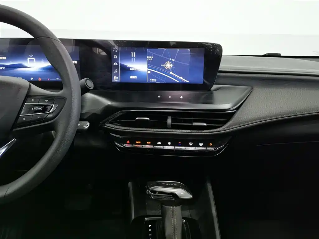 Buick Verano 2025 — фото 12