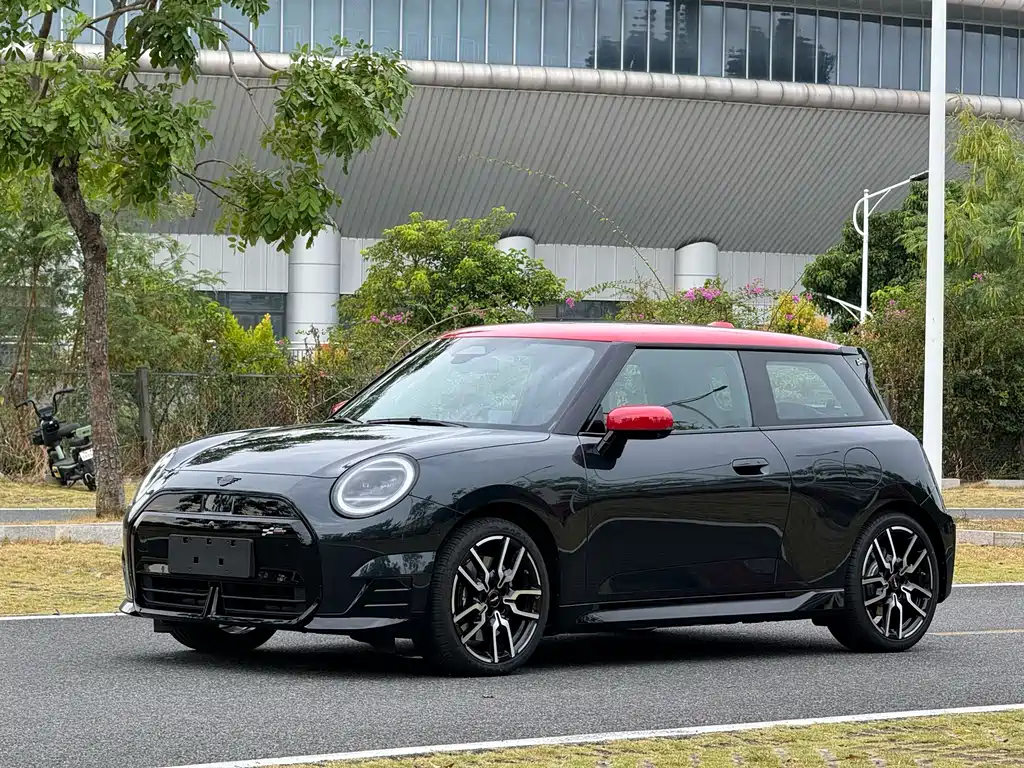 MINI COOPER EV 2024