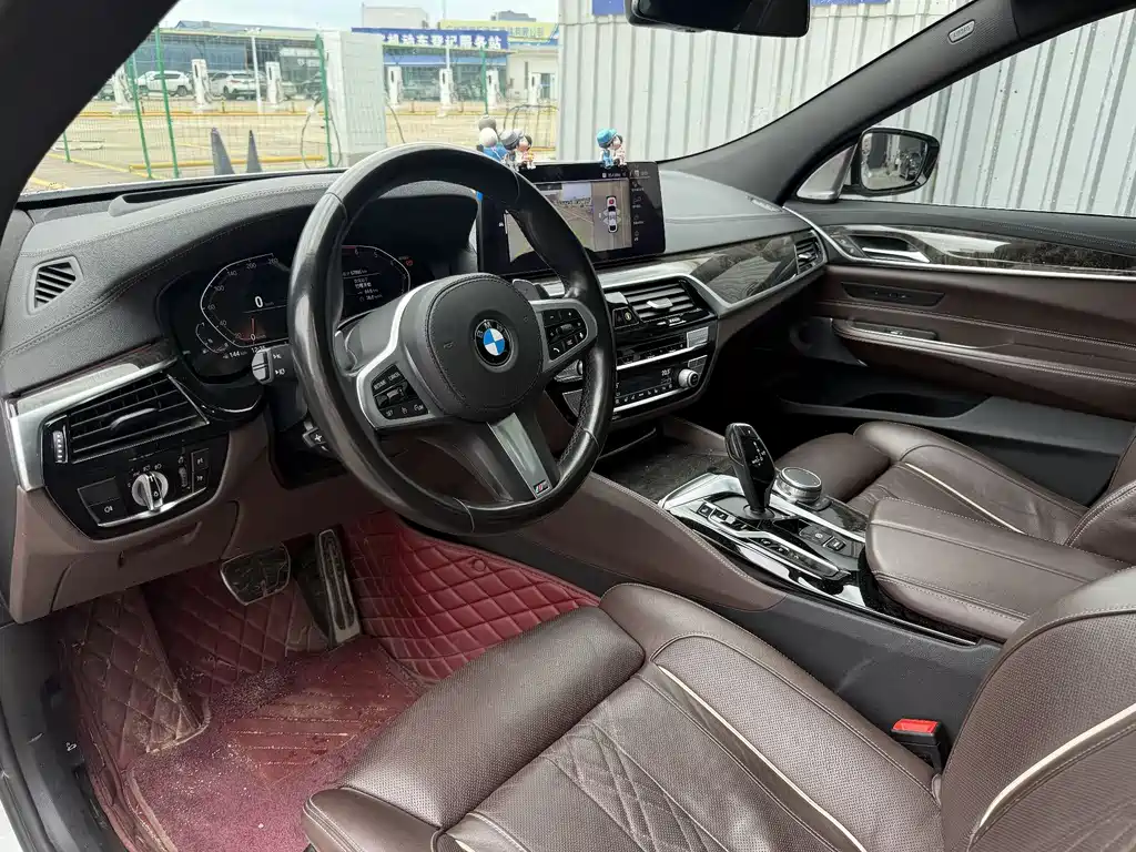 BMW 6 Series GT 2021 — фото 11