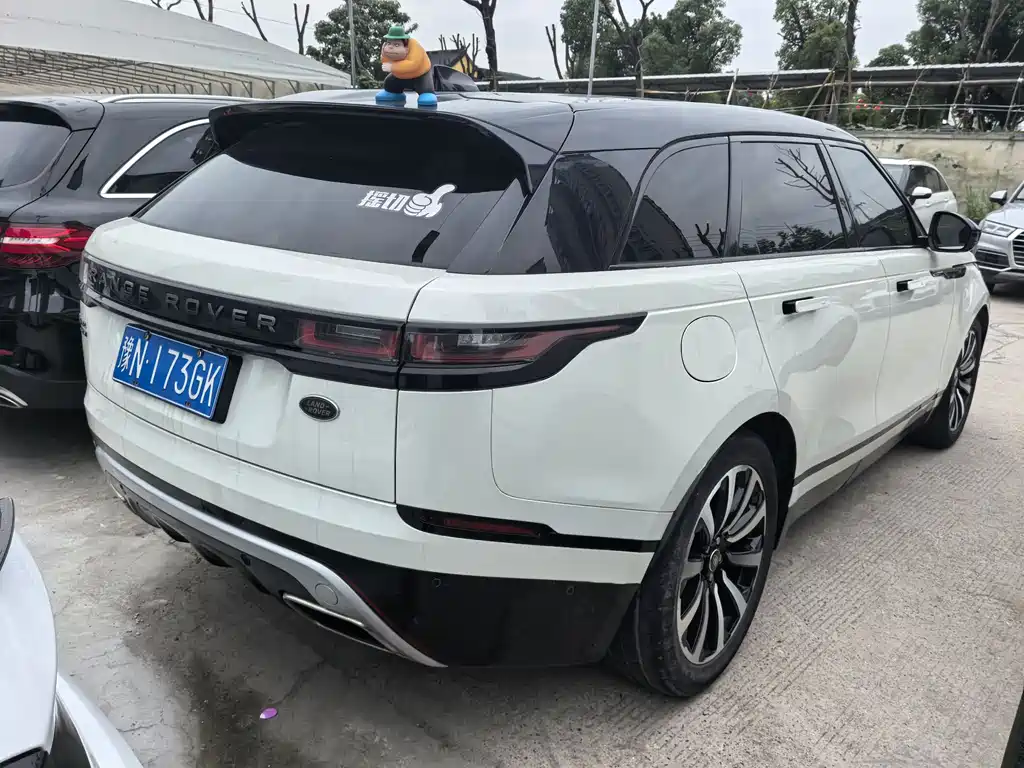 Land Rover Velar 2017 — фото 14