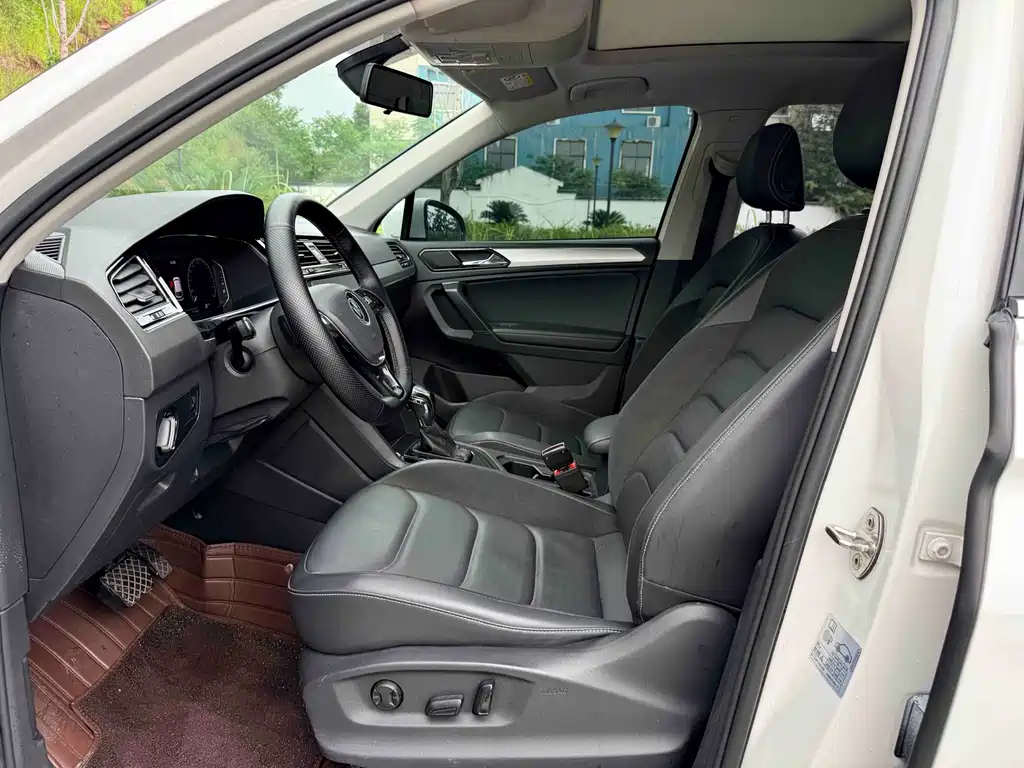Volkswagen Tiguan L 2020 — фото 4