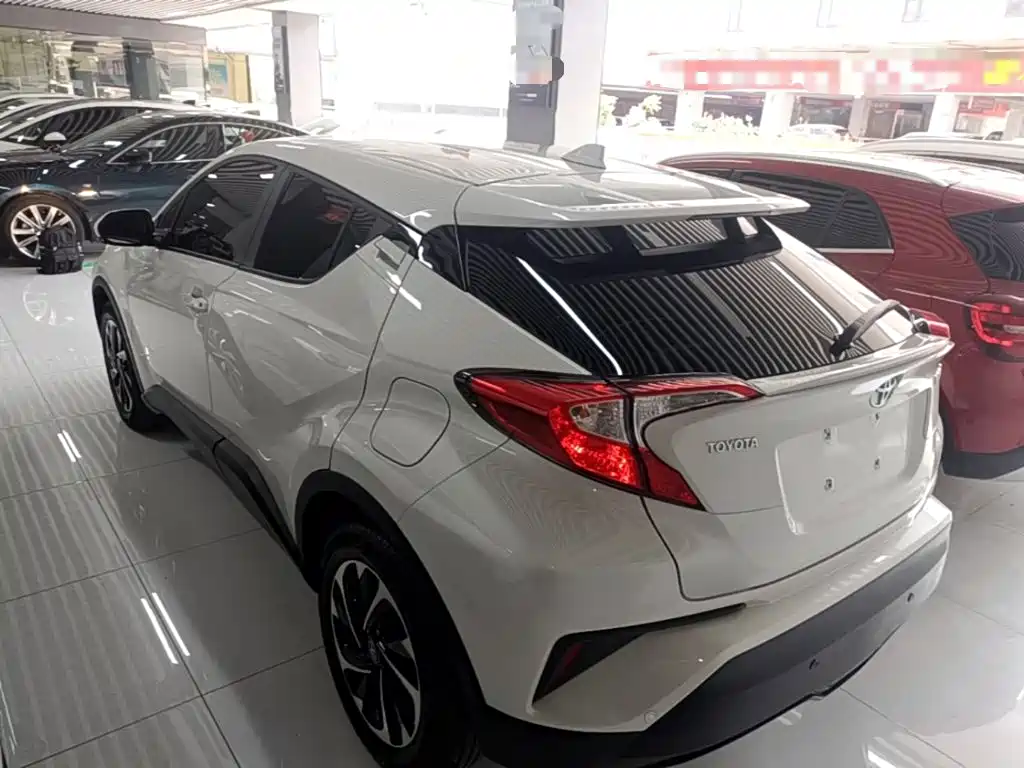 Toyota IZOA 2020 — фото 5