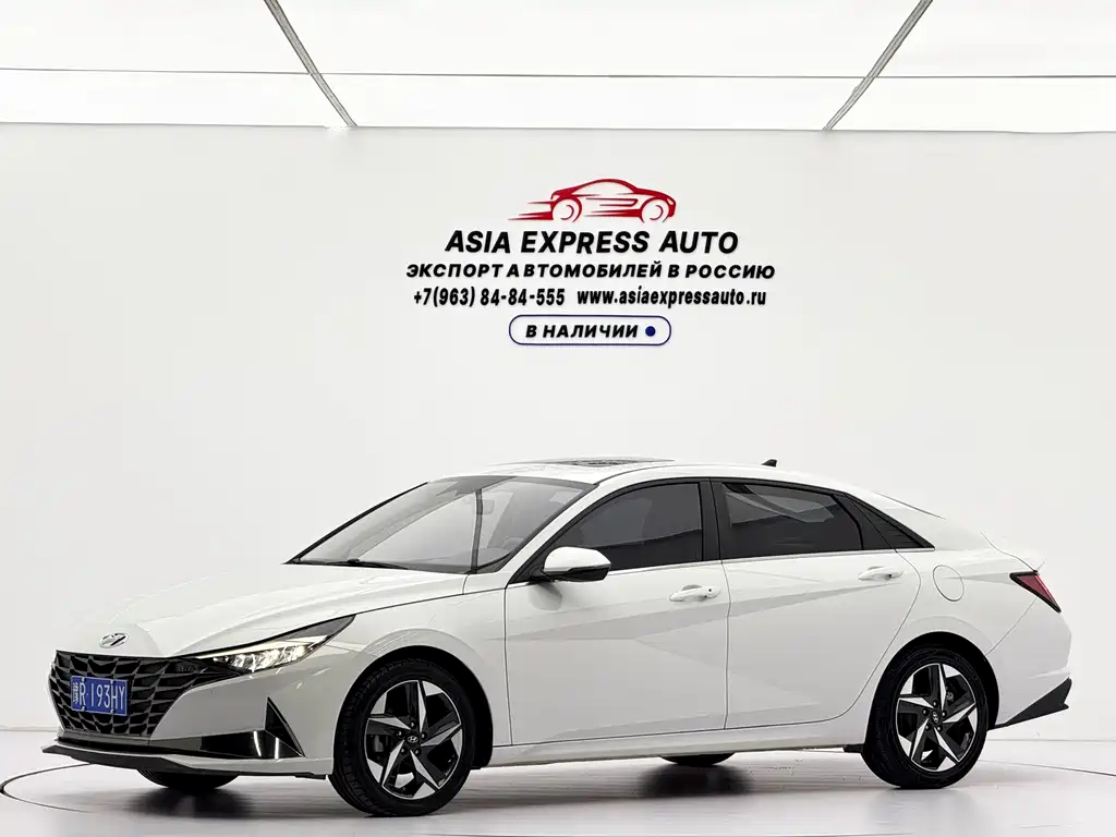 Hyundai Elantra 2022 — фото 1